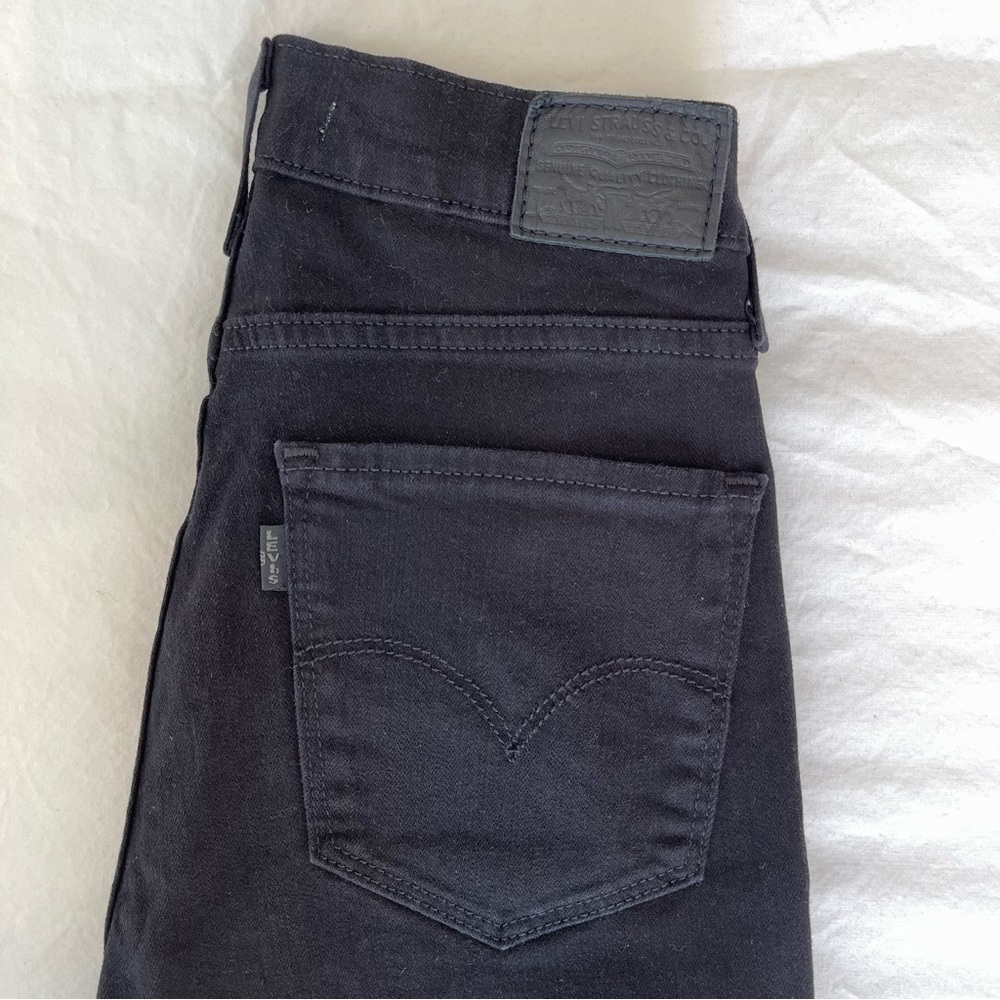 Women’s Levi’s 724 High Rise Straight Crop